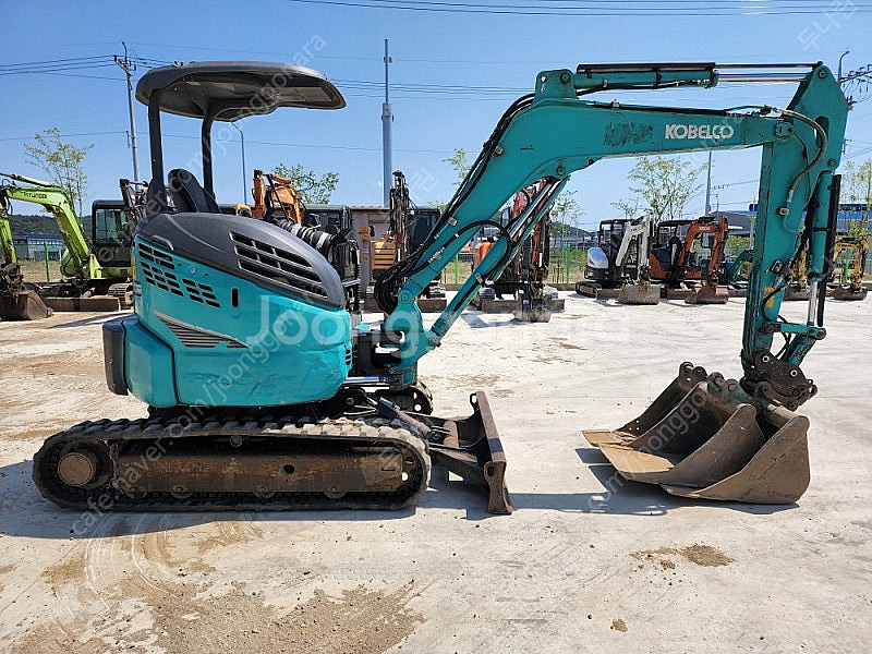 코벨코 SK35 2016년식 버켓3종 3.5톤급 중고굴삭기 미니035--5